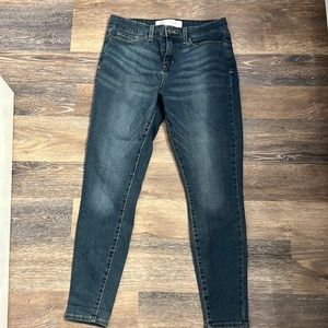 NWOT Levi’s skinny jeans